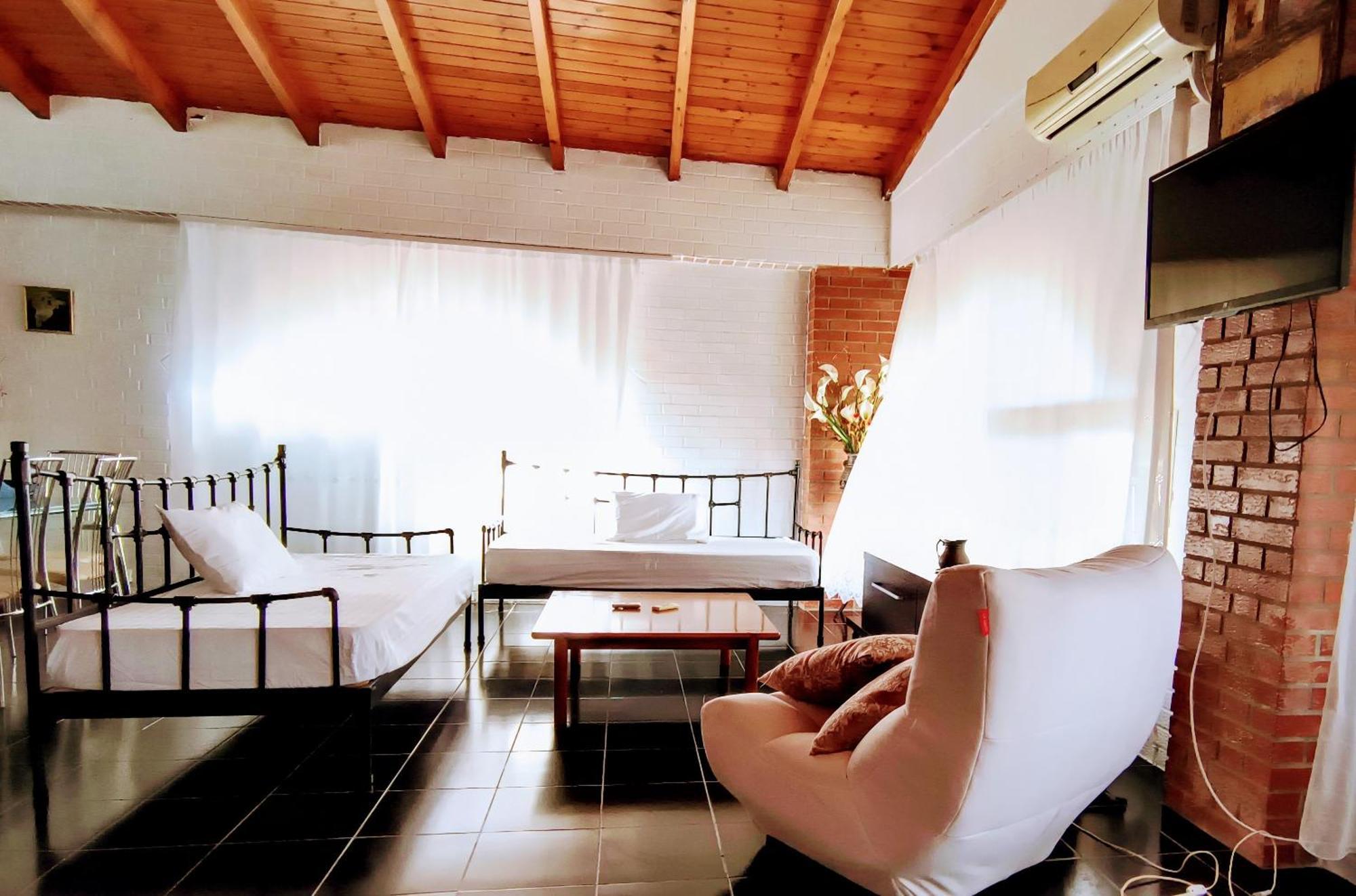 Polyxeni Apartments & Rooms كيبارو المظهر الخارجي الصورة
