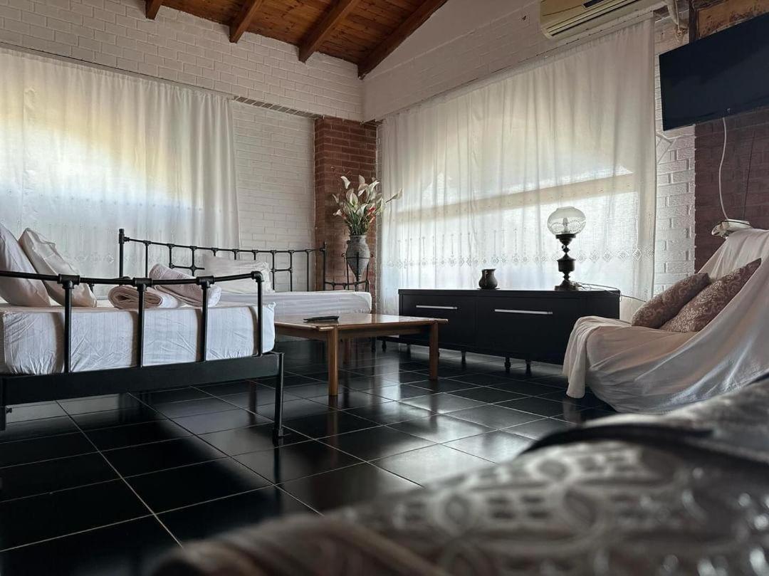 Polyxeni Apartments & Rooms كيبارو المظهر الخارجي الصورة